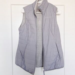 Free Country Light Gray Quilted Reversible Vest Size Medium